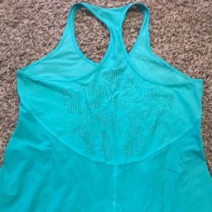 Lululemon top